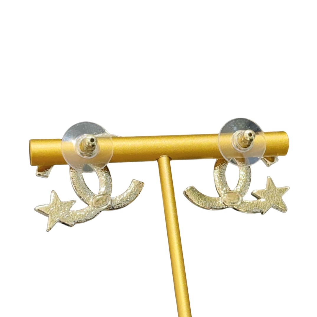 CCE177 Metal crystal star CC logo stud earring - ccjewelryacc