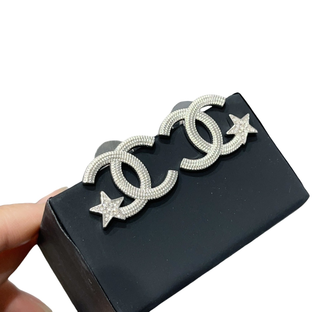 CCE177 Metal crystal star CC logo stud earring - ccjewelryacc