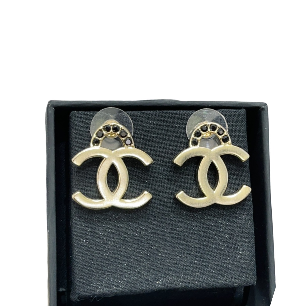 CCE176 Metal crystal CC logo earrings - ccjewelryacc