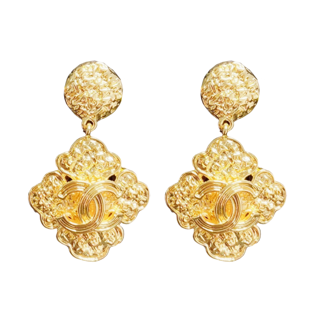 CCE436 Vintage Gold CC earring - ccjewelryacc