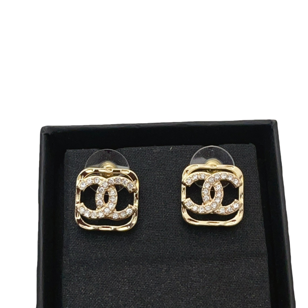 CCE189 Metal Gold square crystal CC logo stud earring - ccjewelryacc