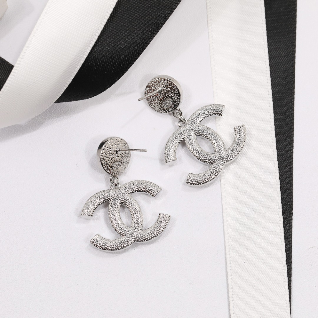 CCE080 Chanel crystal and pearls drop earrings - ccjewelryacc