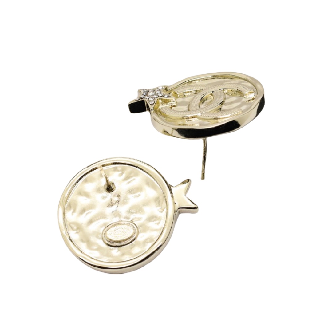 CCE413 Metal gold coin Star with cc logo stud earrings - ccjewelryacc