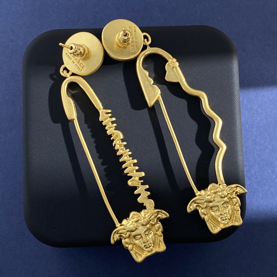 VSE006 Versace safety pin earrings - ccjewelryacc