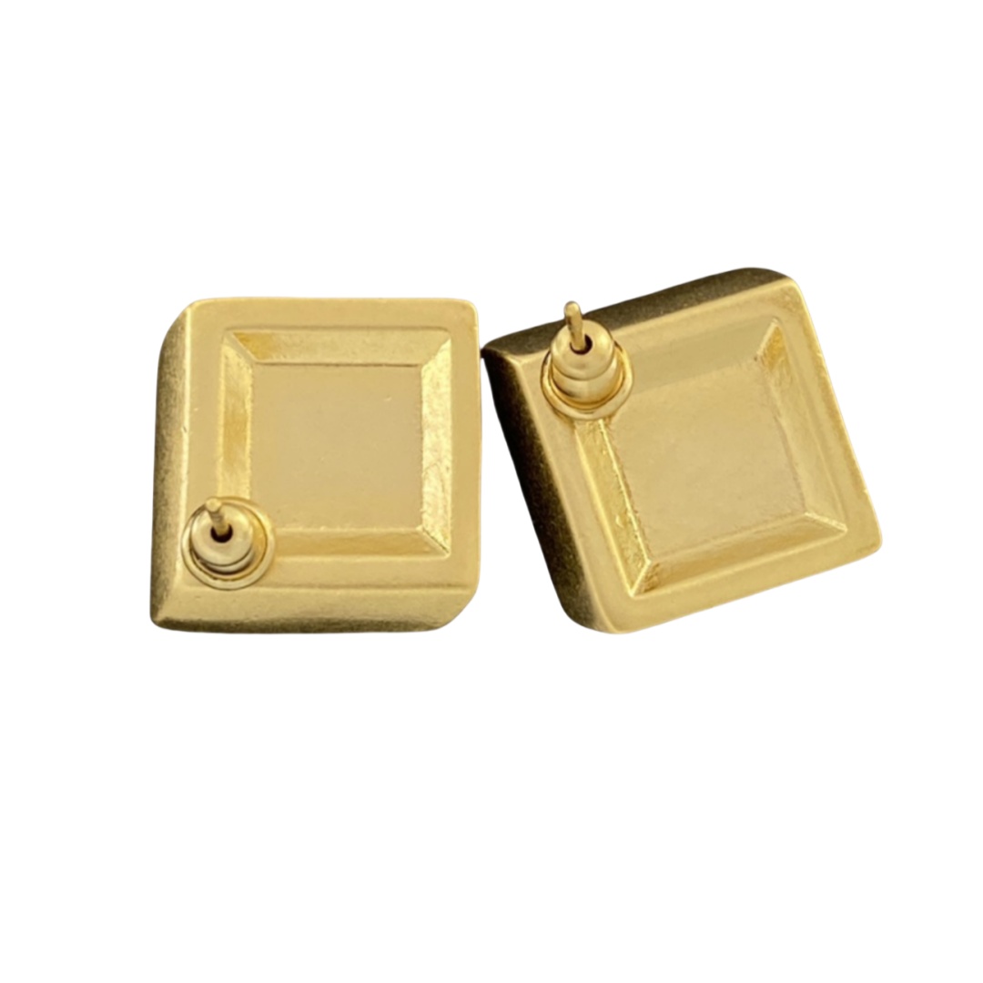 VSE060 Versace Metal Gold square stud earrings - ccjewelryacc