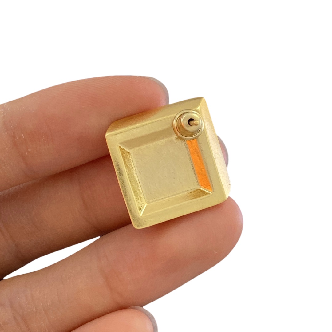 VSE060 Versace Metal Gold square stud earrings - ccjewelryacc