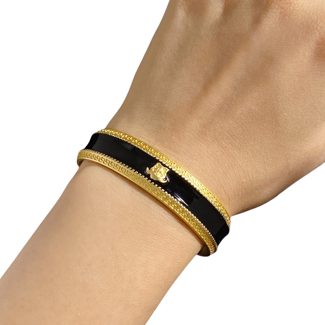 VSS008 Versace medusa enamel black bracelet - ccjewelryacc