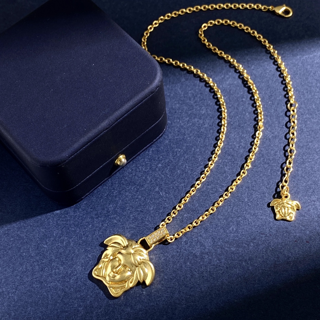 VSN022 Versace medusa head pendant necklace - ccjewelryacc
