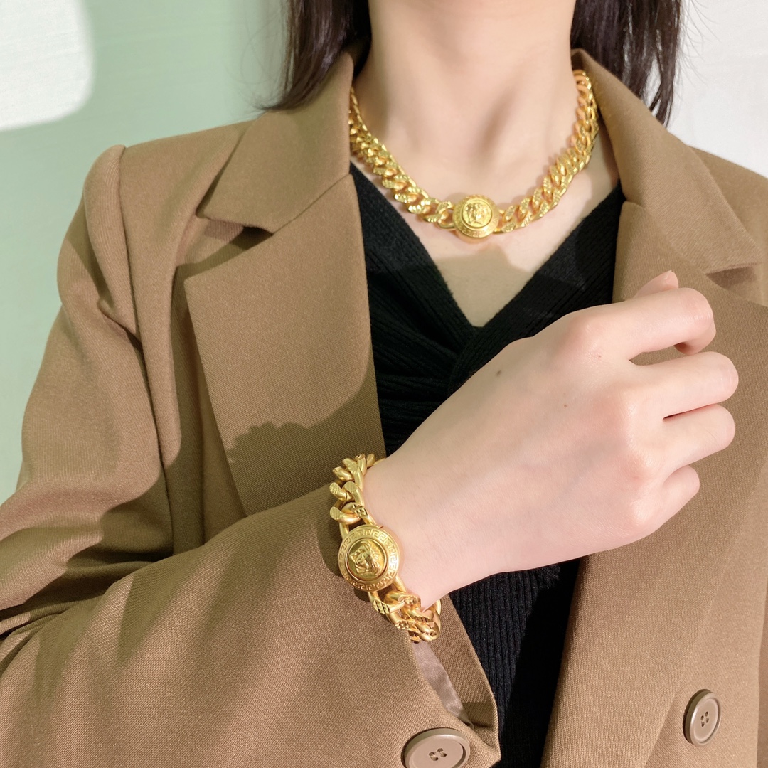 VSN028 Versace choker necklace and bracelet - ccjewelryacc