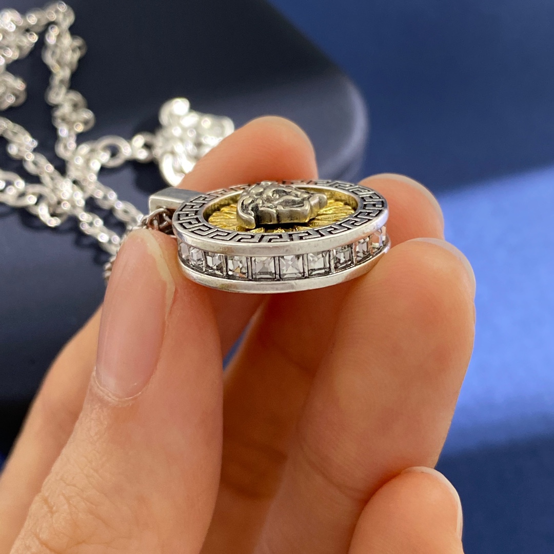 VSN002 Versace logo necklace - ccjewelryacc