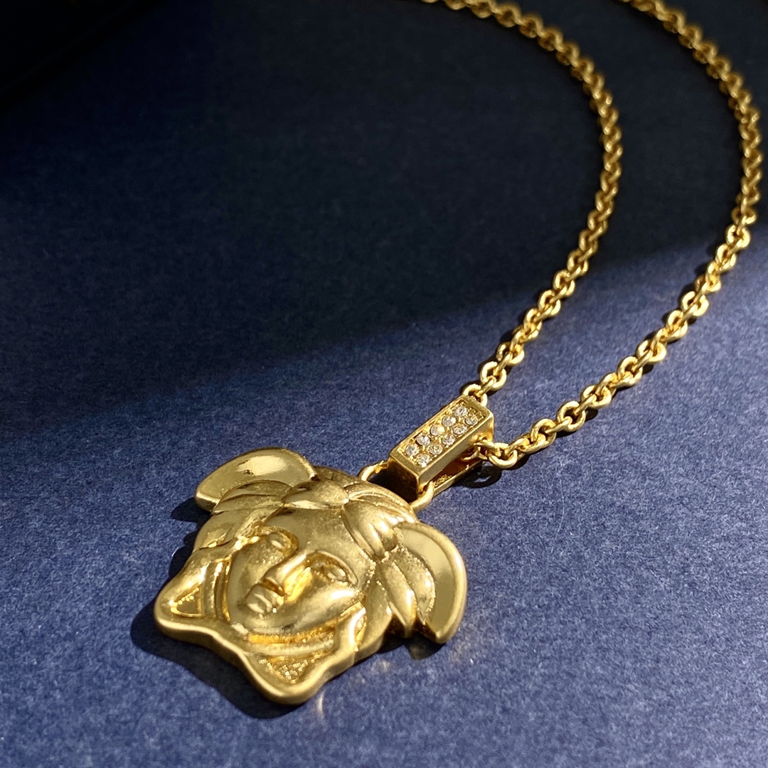 VSN022 Versace medusa head pendant necklace - ccjewelryacc