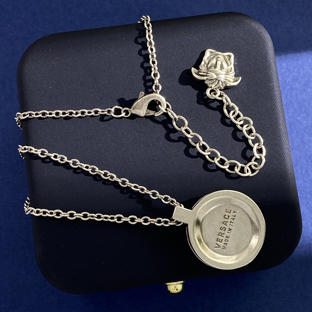 VSN002 Versace logo necklace - ccjewelryacc