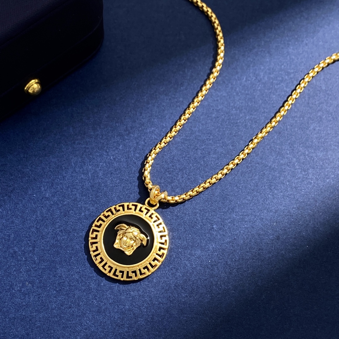 VSN021 versace medusa pendant necklace - ccjewelryacc