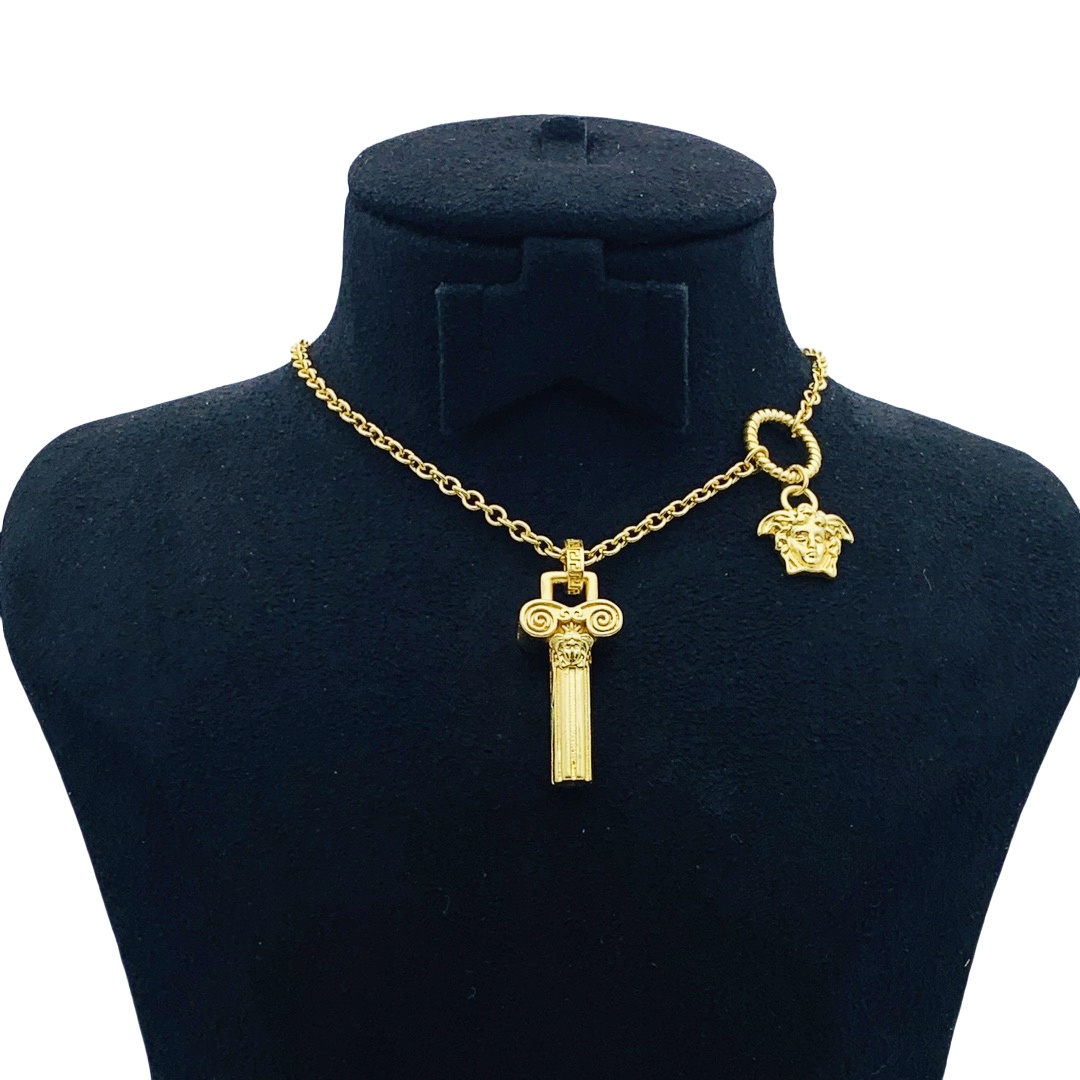 VSN011 Medusa necklace matte Gold metal - ccjewelryacc