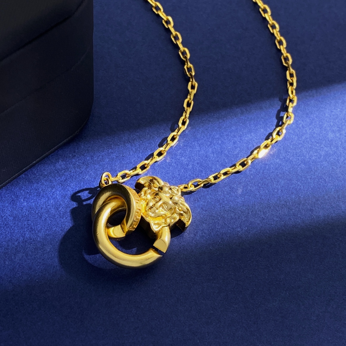 VSN073 Versace medusa necklace - ccjewelryacc