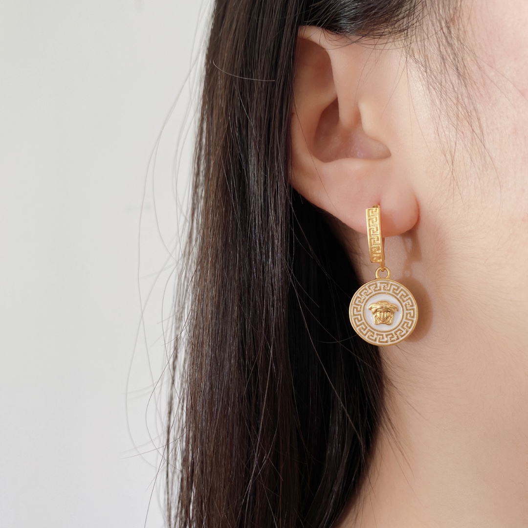 VSN059 versace enamel medusa necklace - ccjewelryacc