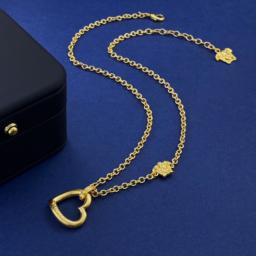 VSN072 versace heart necklace - ccjewelryacc
