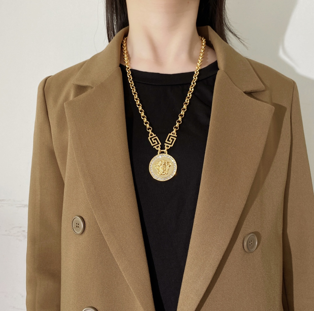 VSN076 Versace grecamania medusa pendant necklace - ccjewelryacc