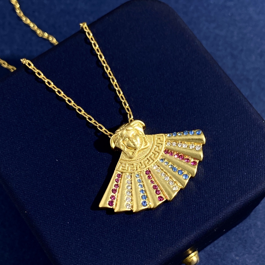 VSN077 Versace fanshaped medusa pendant necklace - ccjewelryacc