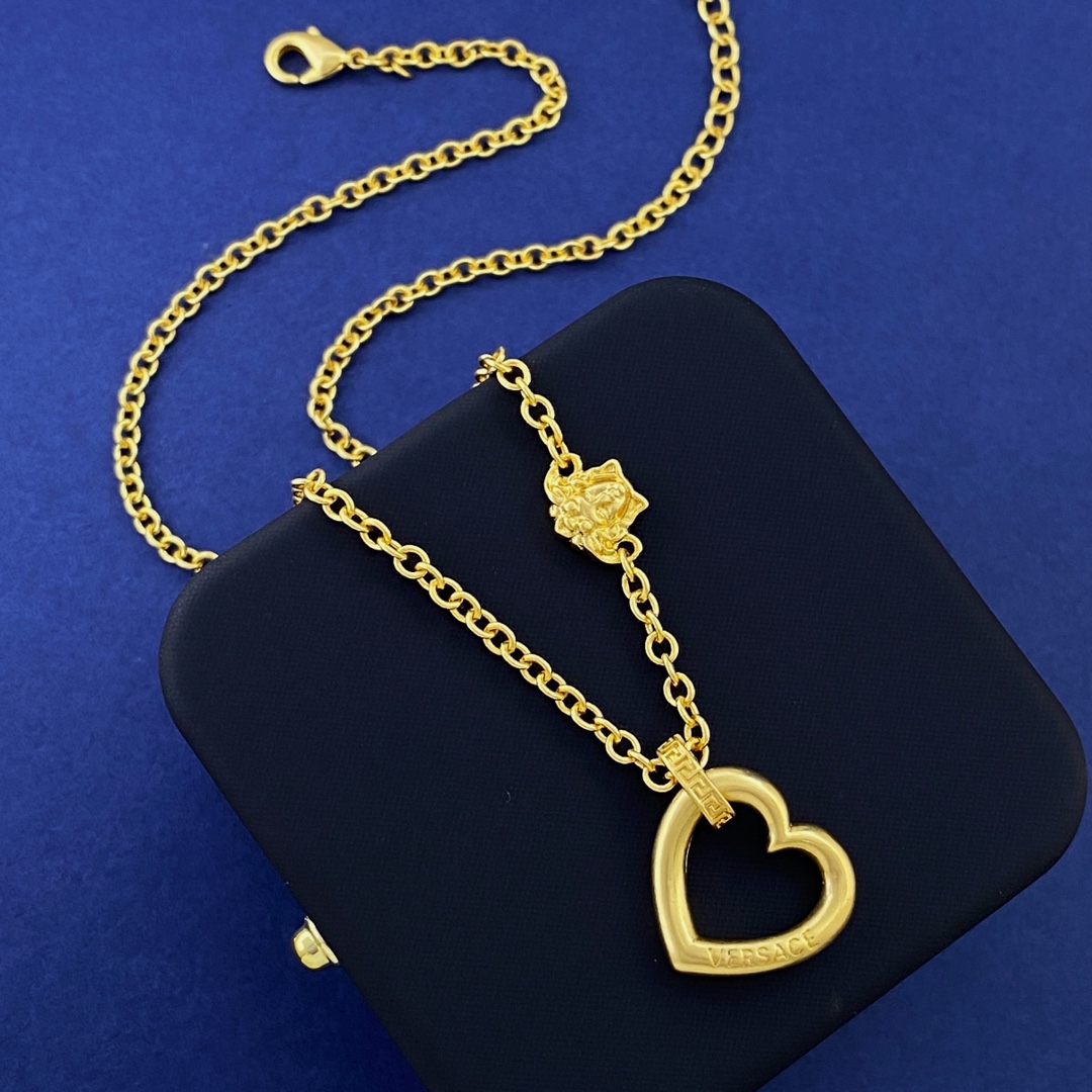 VSN072 versace heart necklace - ccjewelryacc