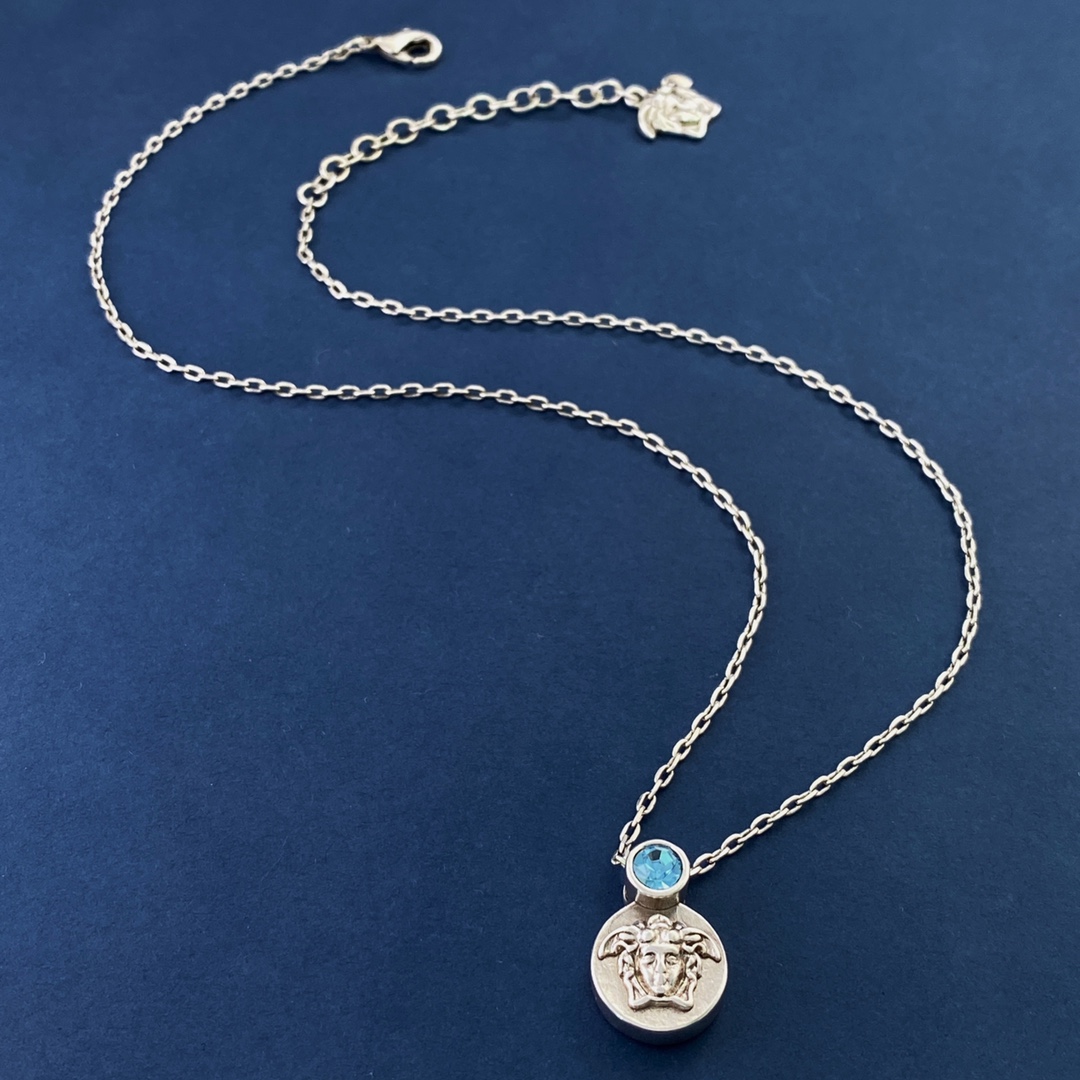 VSN066 Versace medusa necklace silver - ccjewelryacc
