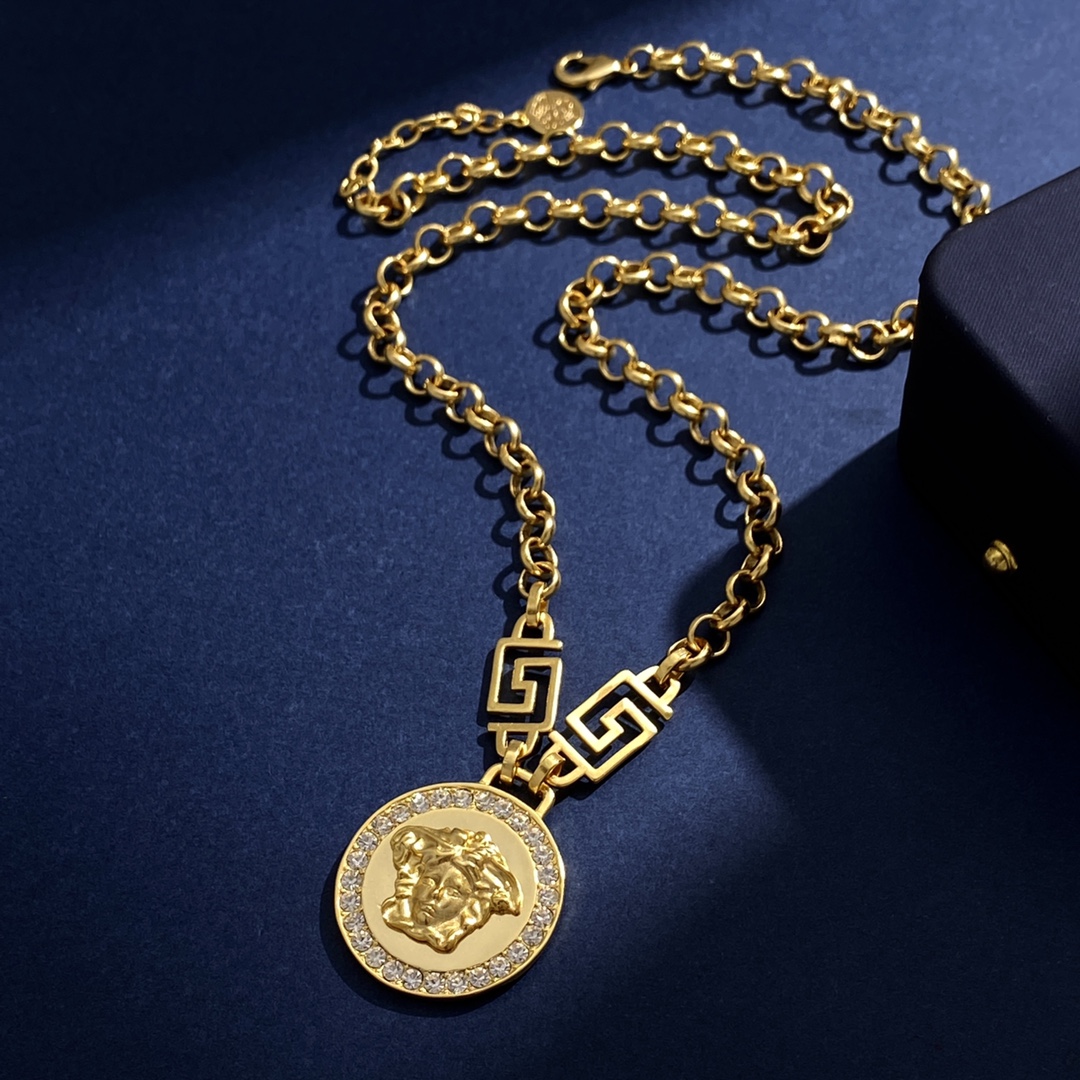 VSN076 Versace grecamania medusa pendant necklace - ccjewelryacc