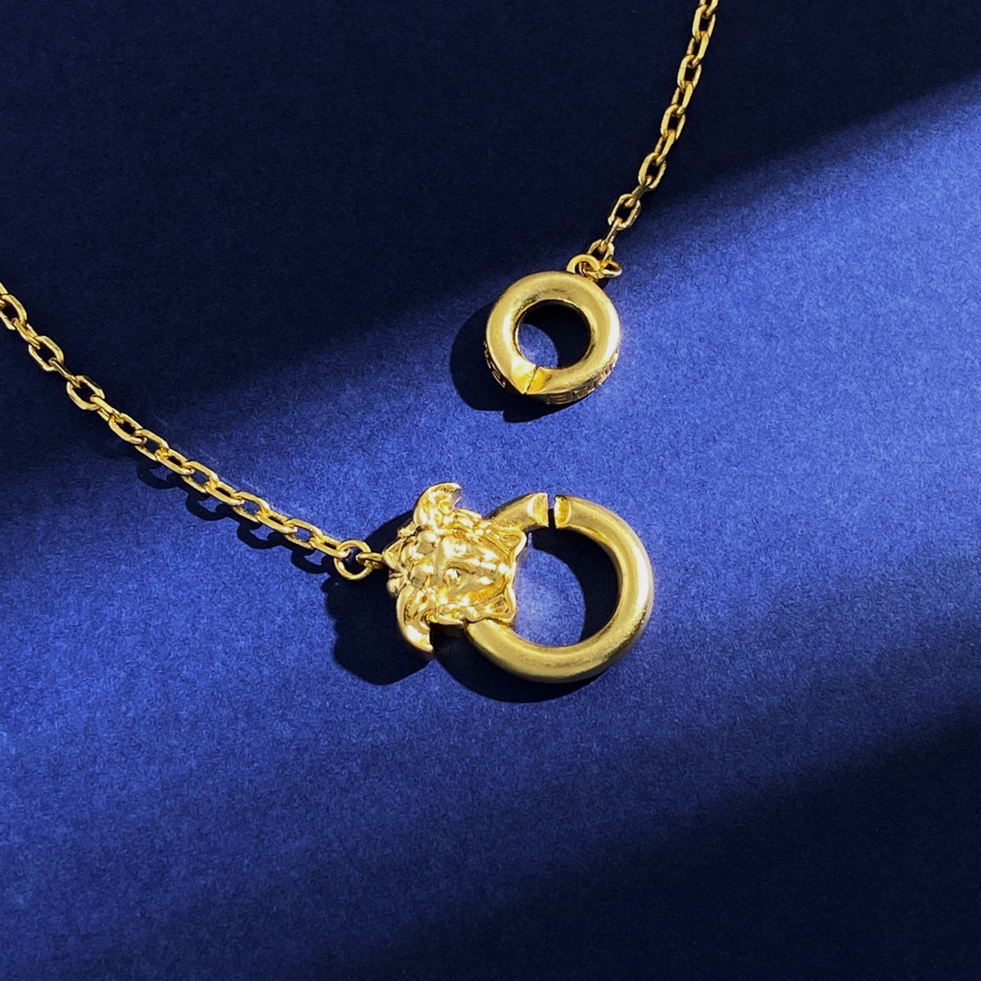 VSN073 Versace medusa necklace - ccjewelryacc