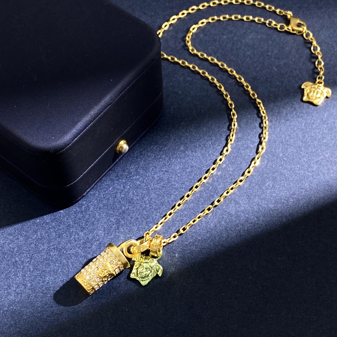 VSN061 Versace Pendant necklace - ccjewelryacc