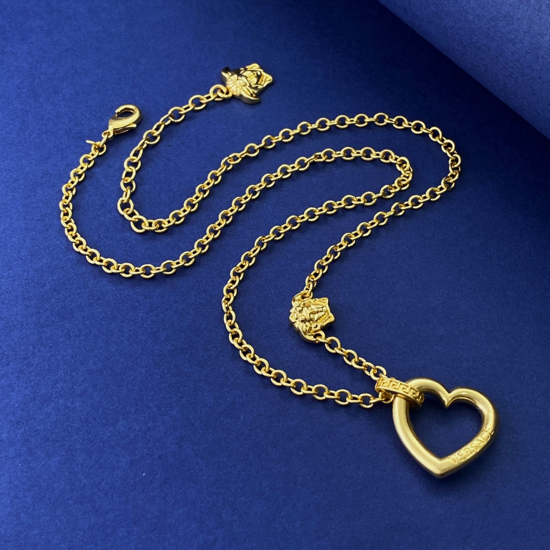 VSN072 versace heart necklace - ccjewelryacc