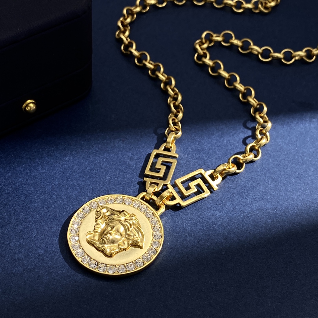 VSN076 Versace grecamania medusa pendant necklace - ccjewelryacc