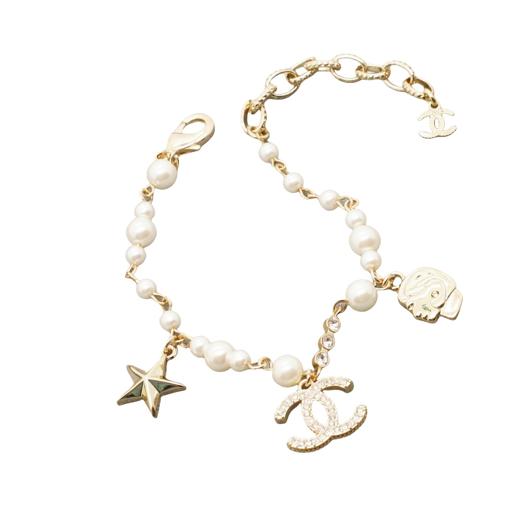 CCS008 Chanel pearl crystal cc logo Bracelet - ccjewelryacc