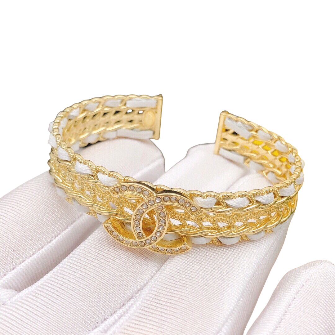 CCS031 Metal leather with CC logo bangle Bracelet - ccjewelryacc