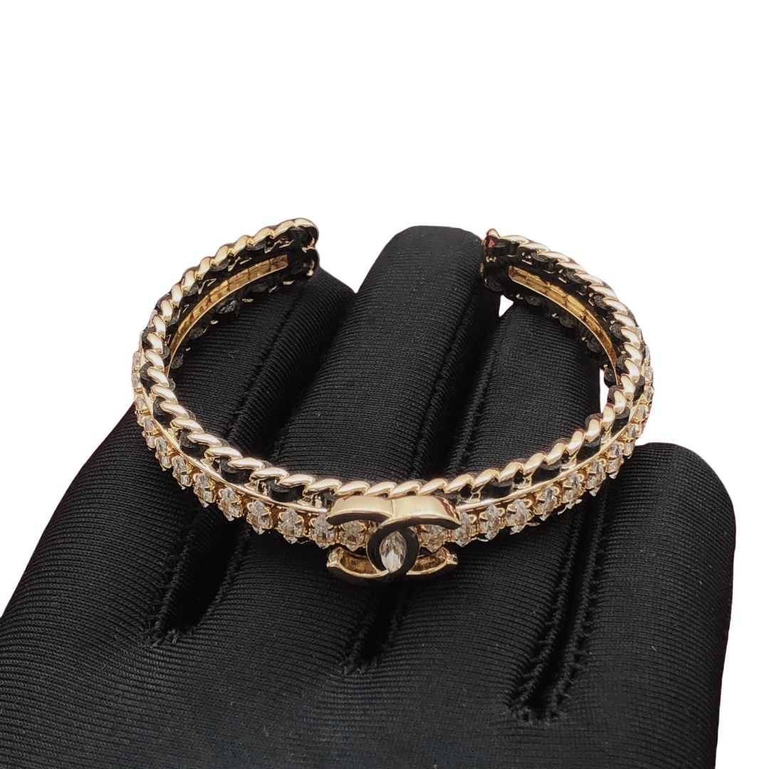 CCS028 Horseeye crystal diamond with CC Logo bangle bracelet - ccjewelryacc