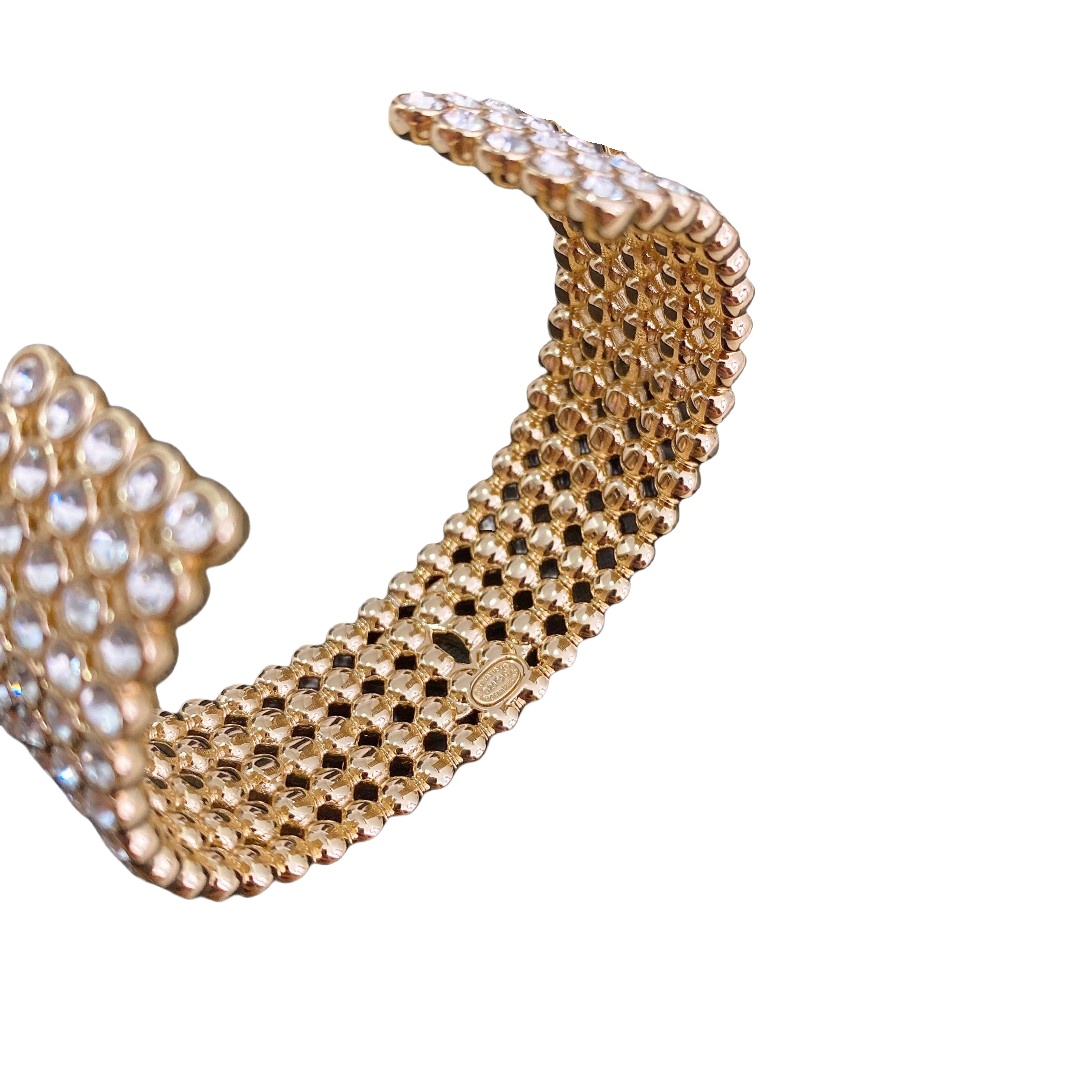 CCS084 Full diamond CC logo Bracelet cuff - ccjewelryacc