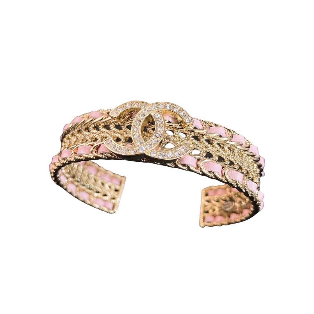 CCS031 Metal leather with CC logo bangle Bracelet - ccjewelryacc