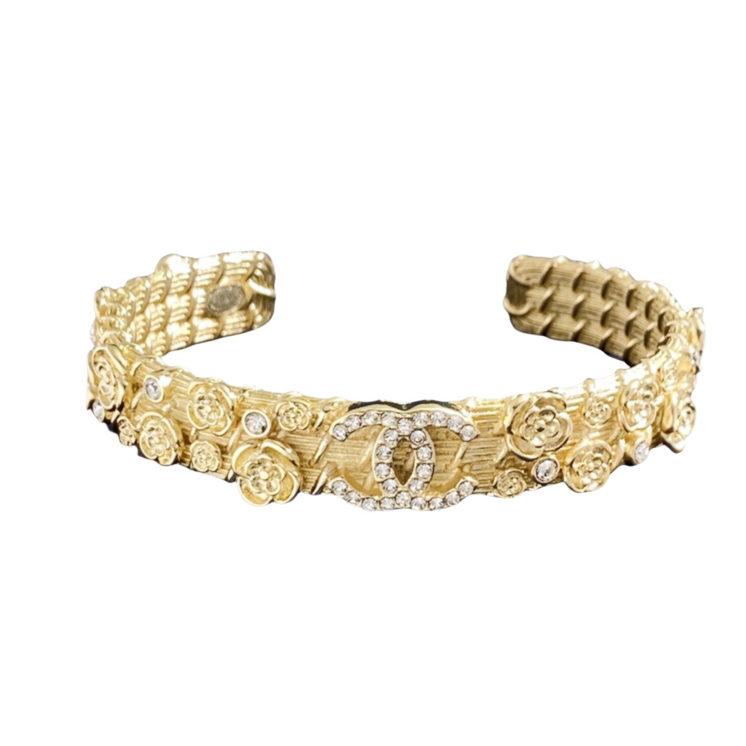 CCS165 Vintage metal carving rose flower with crystal cc logo bangle bracelet - ccfashionjewelry