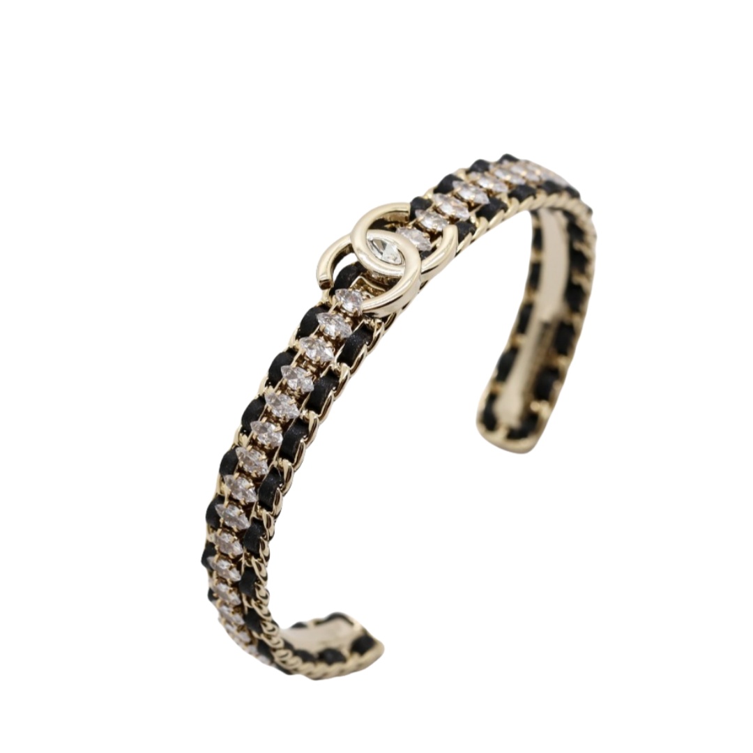 CCS028 Horseeye crystal diamond with CC Logo bangle bracelet - ccfashionjewelry