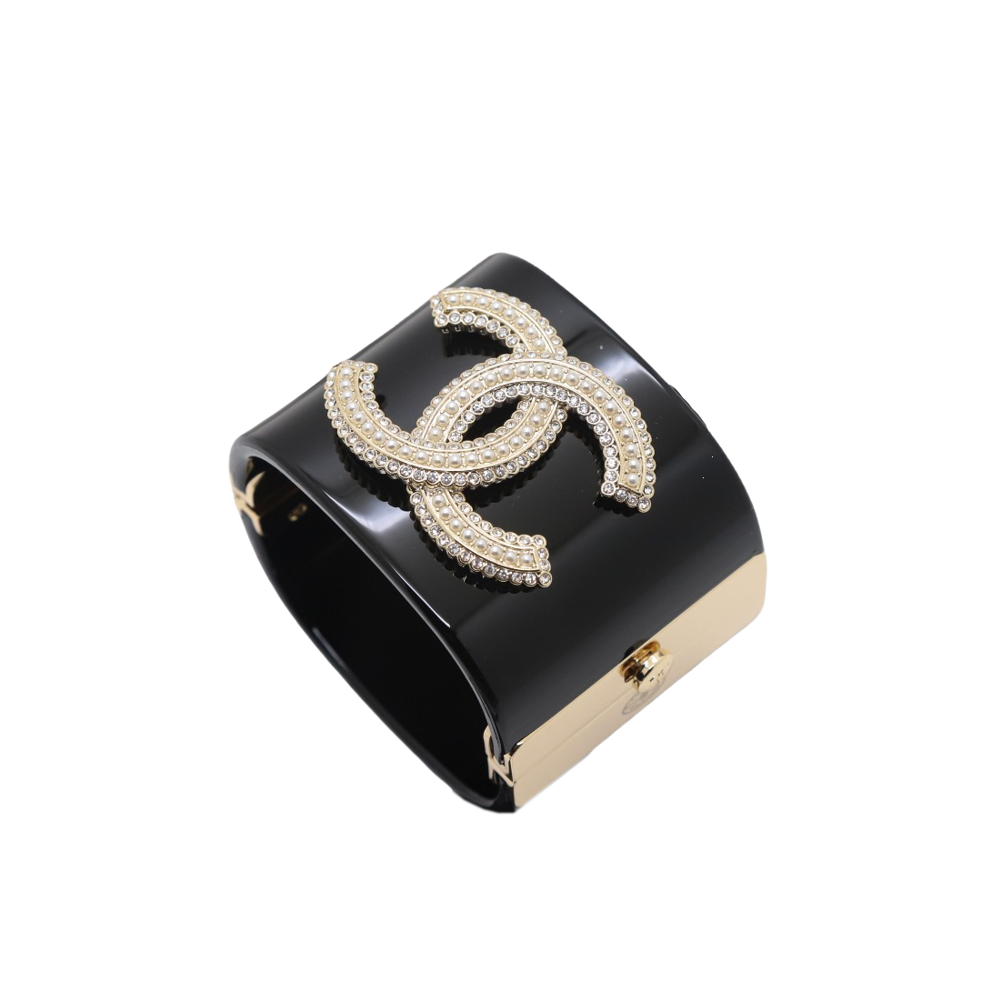 CCS065 CC acrylic cuff bracelet - ccjewelryacc