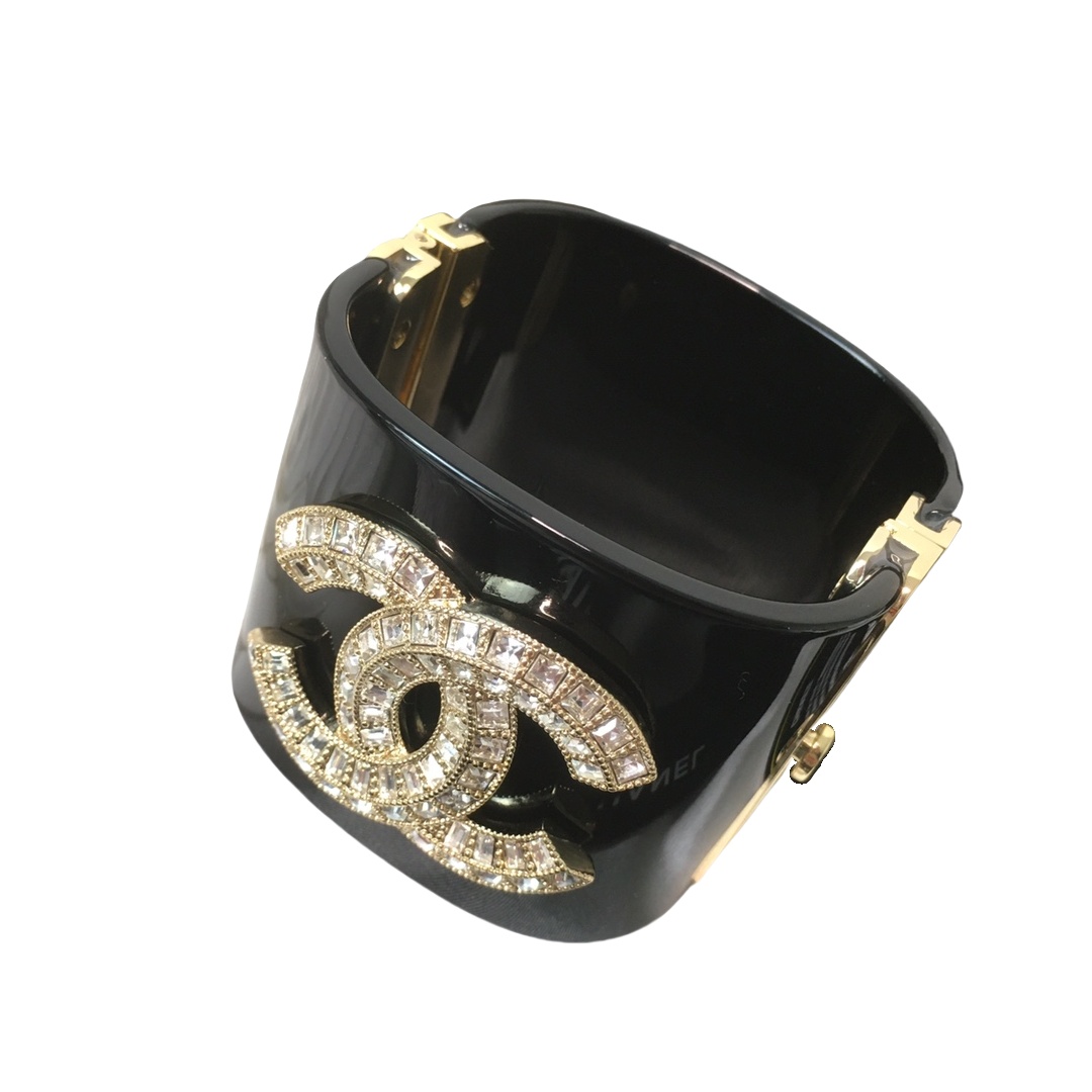 CCS054 CC acrylic cuff Bracelet - ccjewelryacc