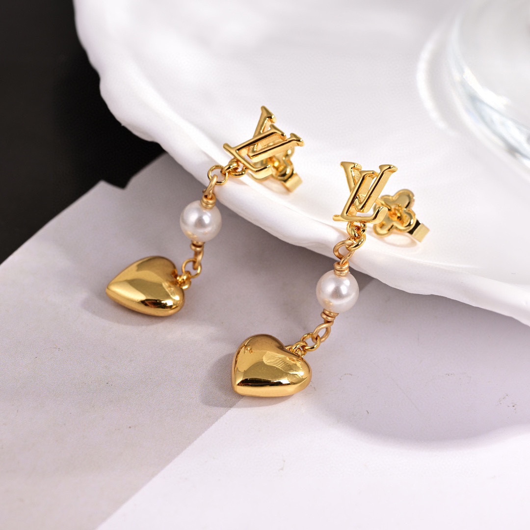 LVE137 LV Heart tassel Earrings - ccjewelryacc