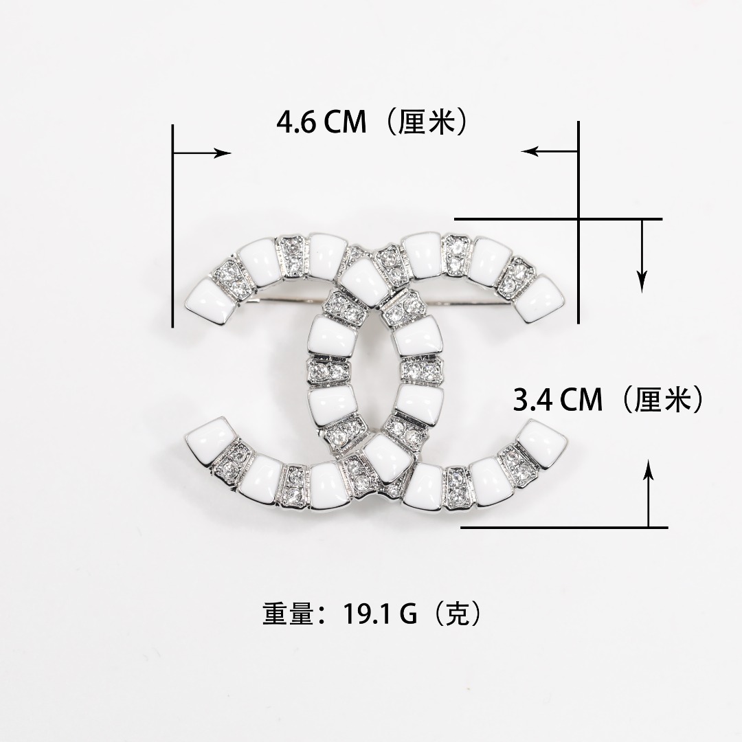 BCB547 Chanel White gold crystal and enamel cc logo brooch pin - ccjewelryacc