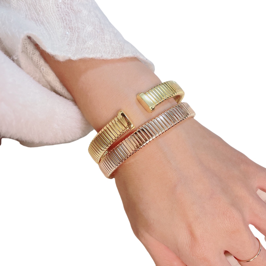 BGSV011 18K Gold flexible Tubogas bracelet - ccjewelryacc