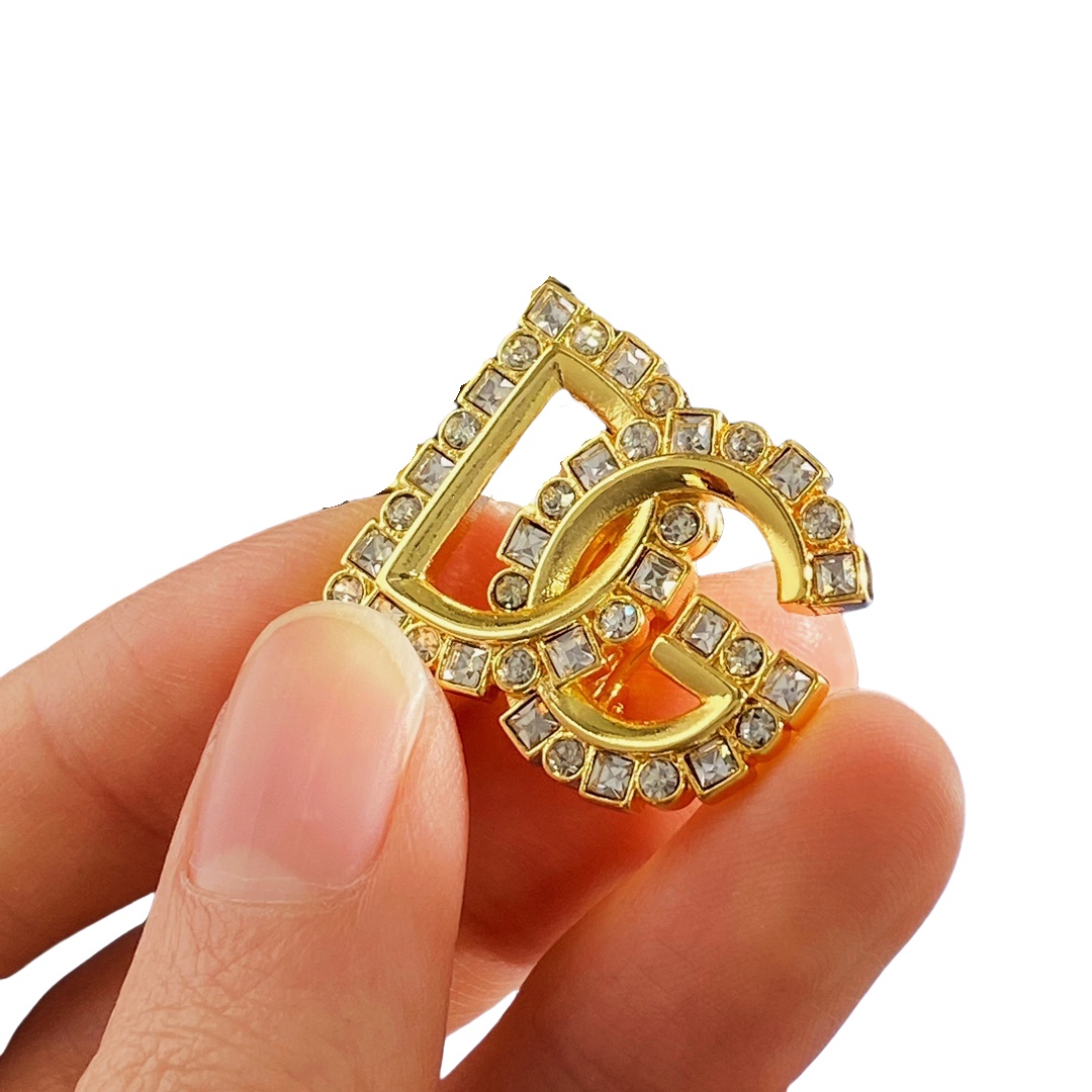 DGE050 Metal crystal DG logo earrings - ccjewelryacc
