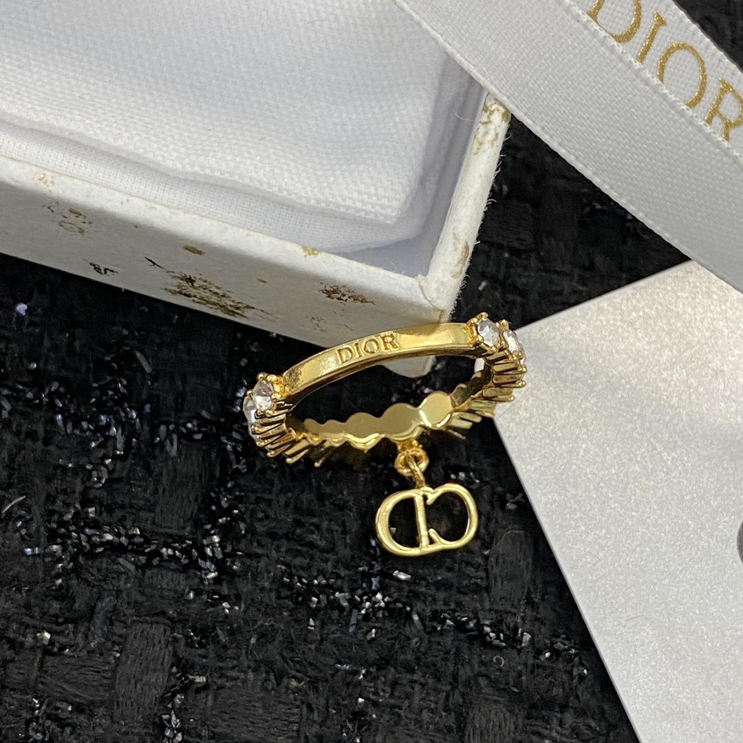 CDR029 Dior crystal ring with CD Charm - ccjewelryacc