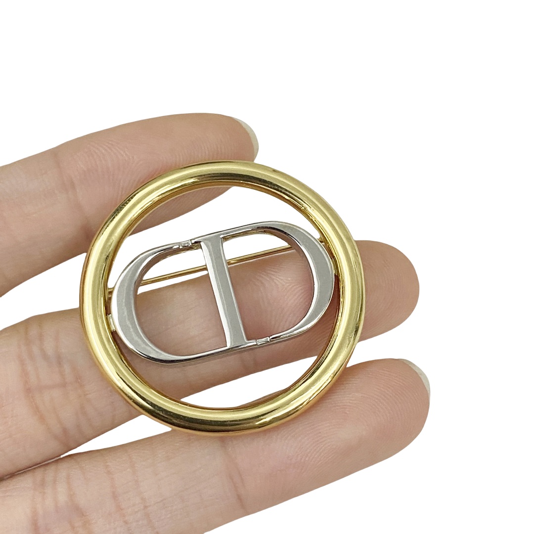 CDB042 Round CD Brooch pin - ccjewelryacc