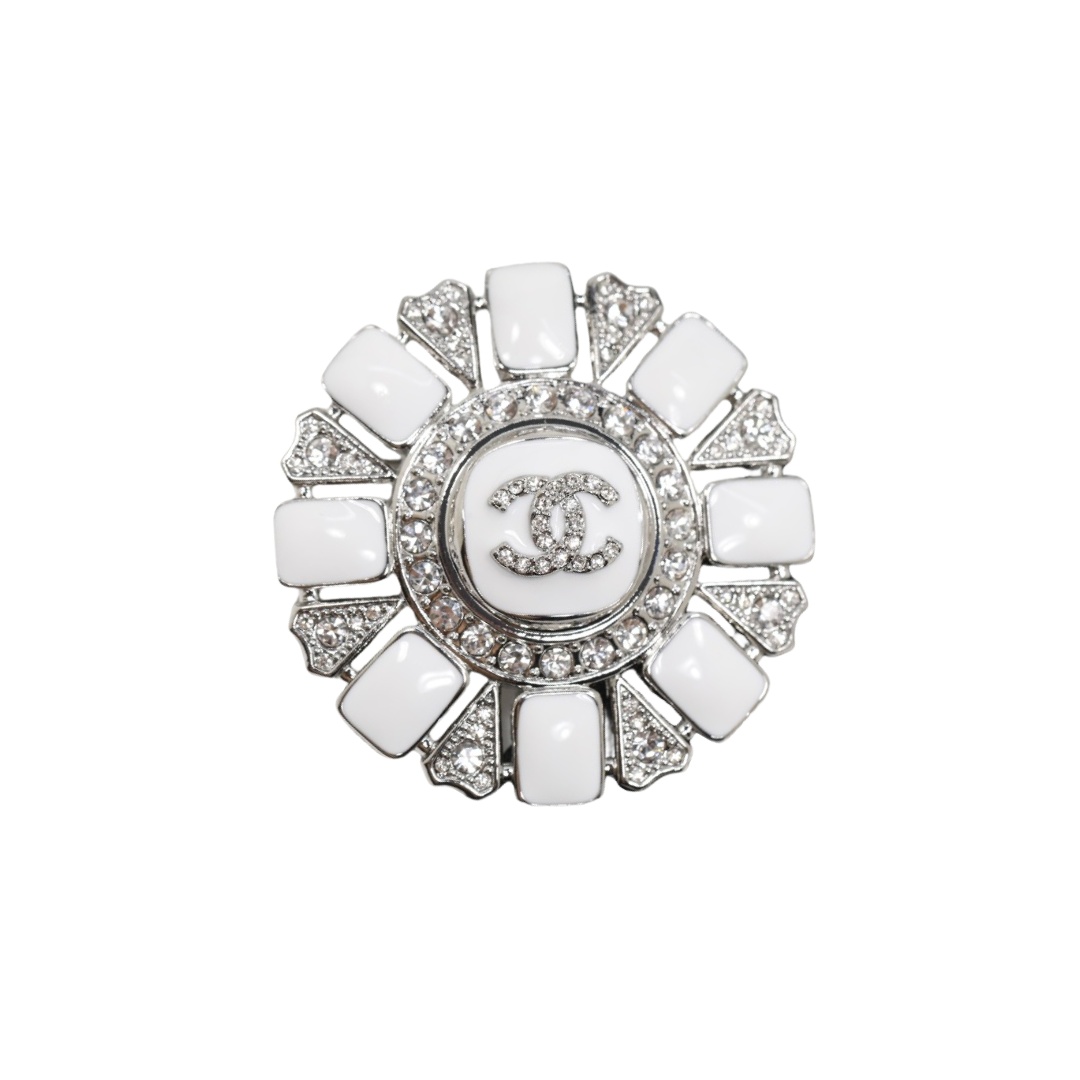 BCB555 White Gold and enamel Round CC brooch pin - ccjewelryacc