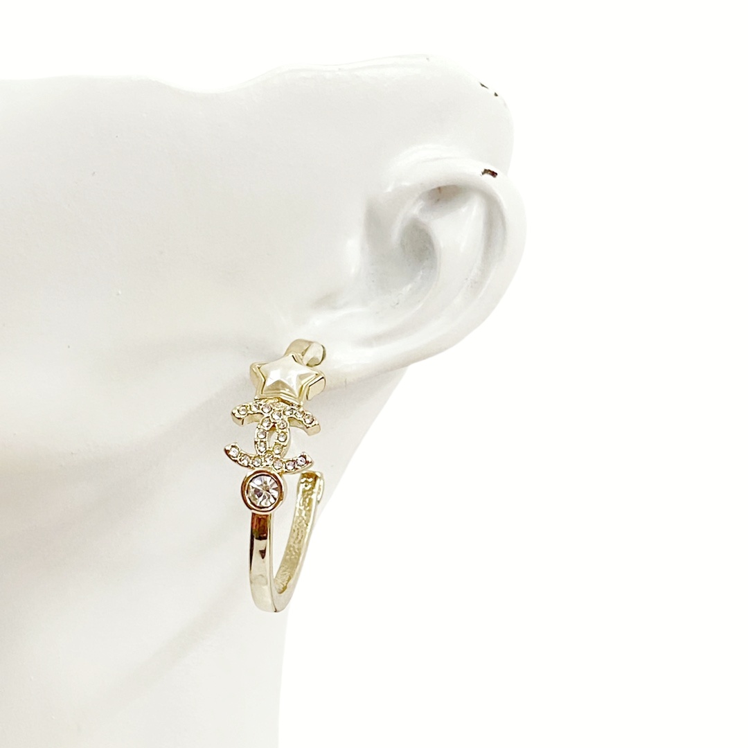 CCE242 Chanel 24 star CC hoop earrings - ccjewelryacc