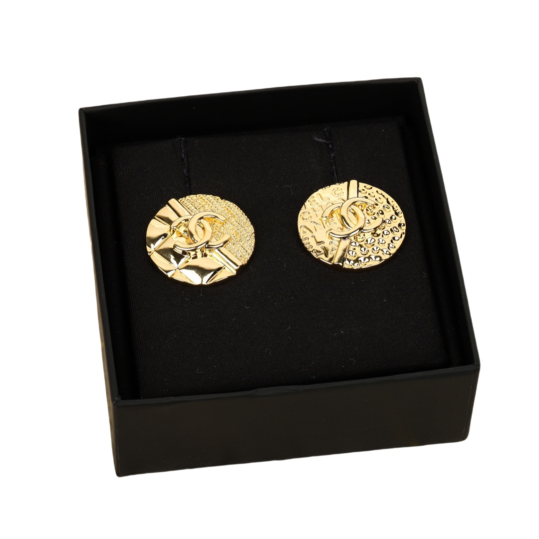 CCE006 Metal Round asymmetric embossment letters CC drop earring - ccjewelryacc