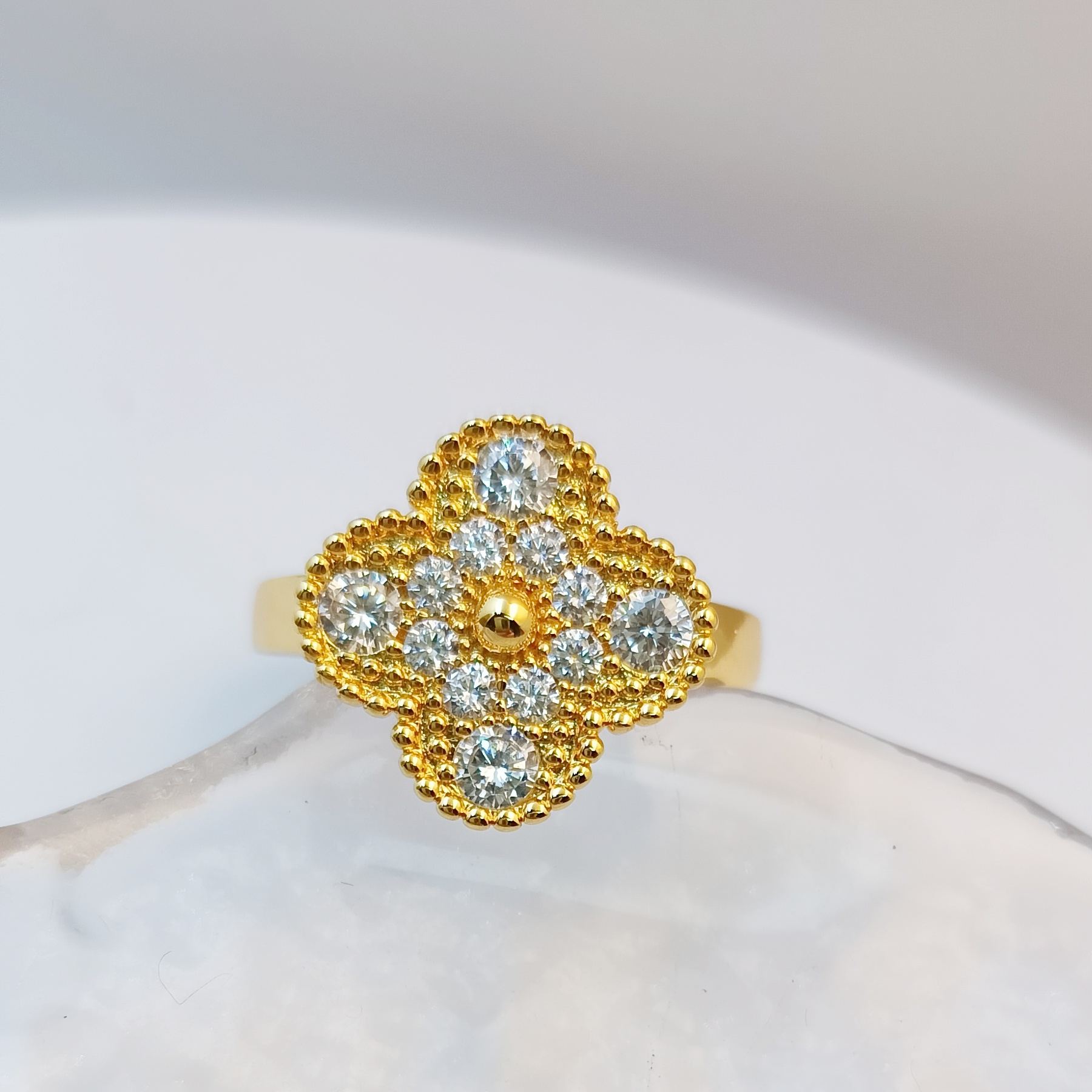VCR012 VCA Vintage Alhambra ring with diamond - ccjewelryacc