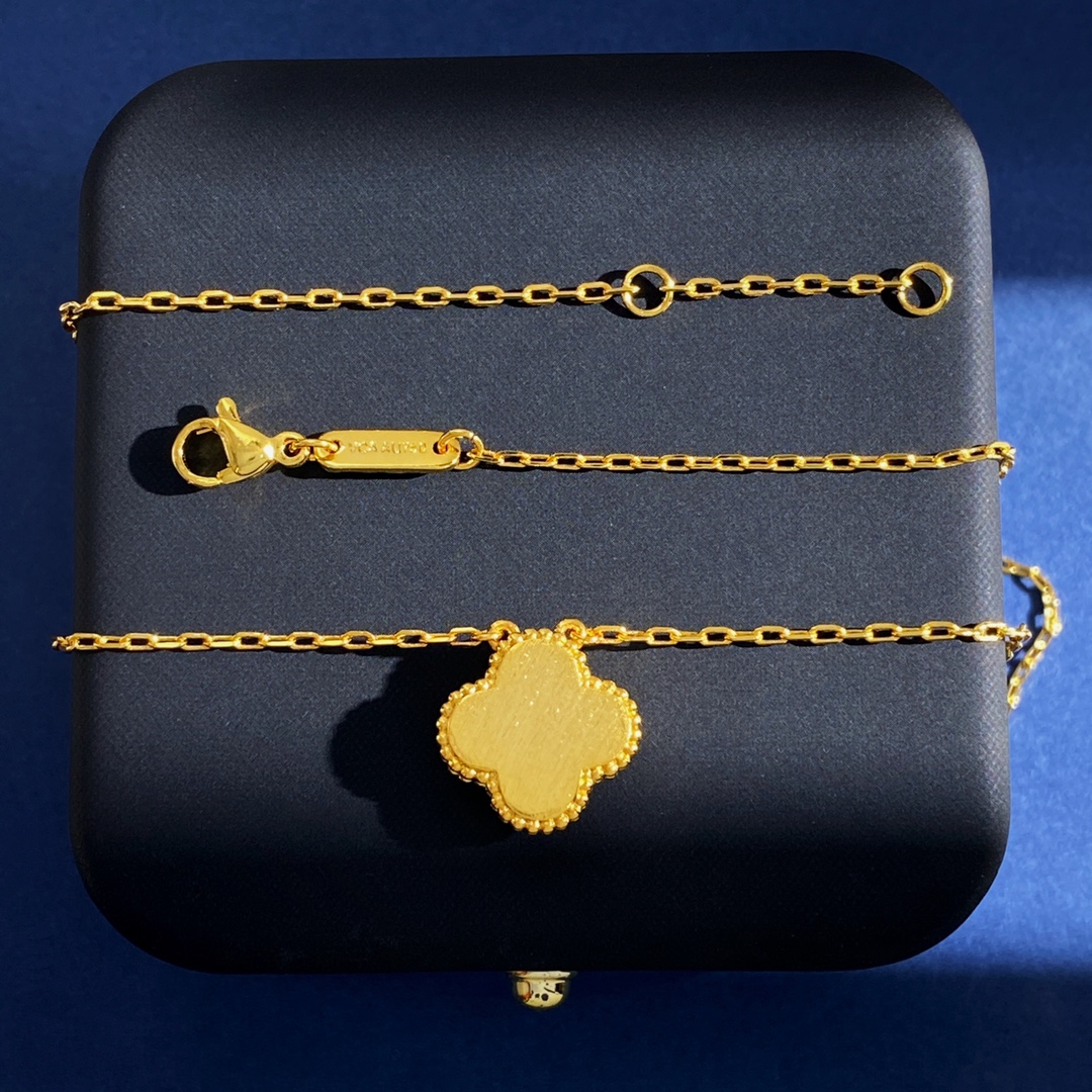 VCN019 Four leaf clover vintage alhambra Pendant Necklace - ccjewelryacc